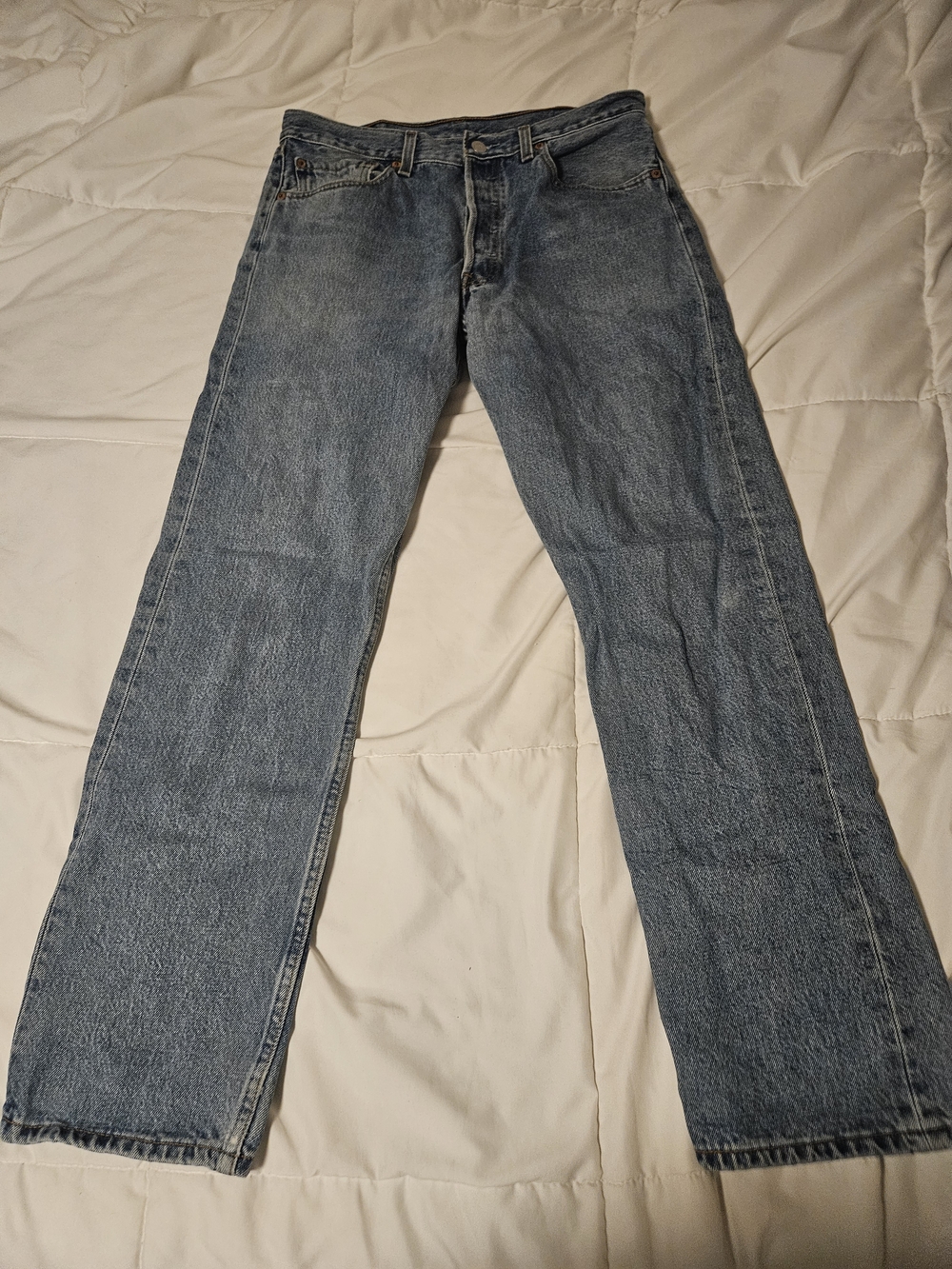 Vintage Levi's Men's Straight-Leg Jeans in Washed Blue Denim Made In Mexico